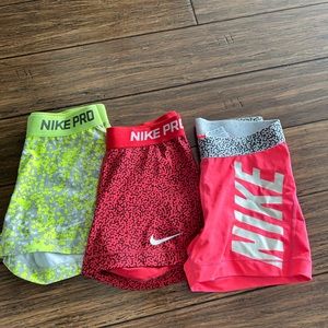 3 Pairs Colorful Nike pros